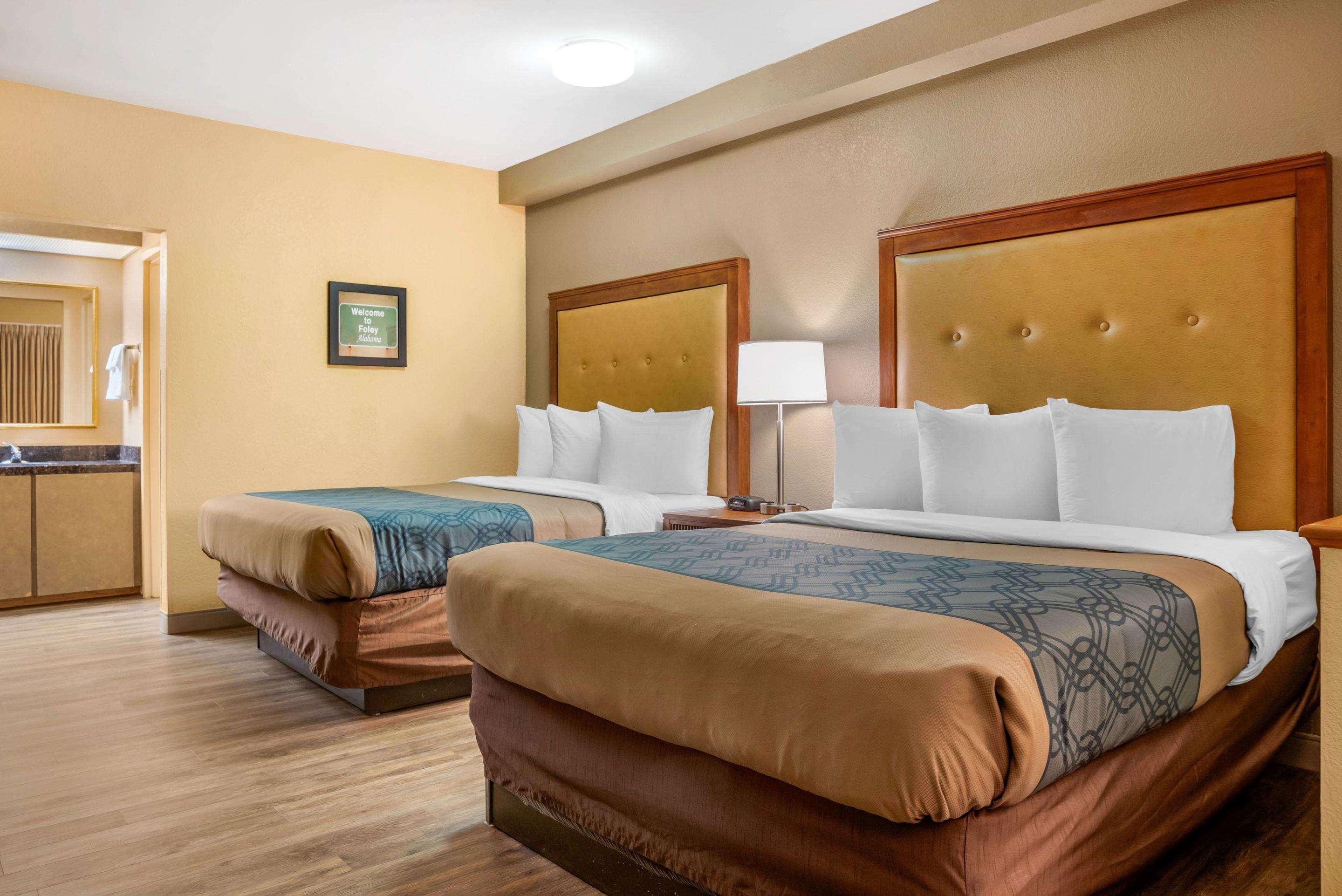 Econo Lodge Inn & Suites Foley-North Gulf Shores Dış mekan fotoğraf