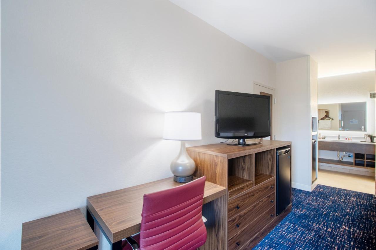 Econo Lodge Inn & Suites Foley-North Gulf Shores Dış mekan fotoğraf