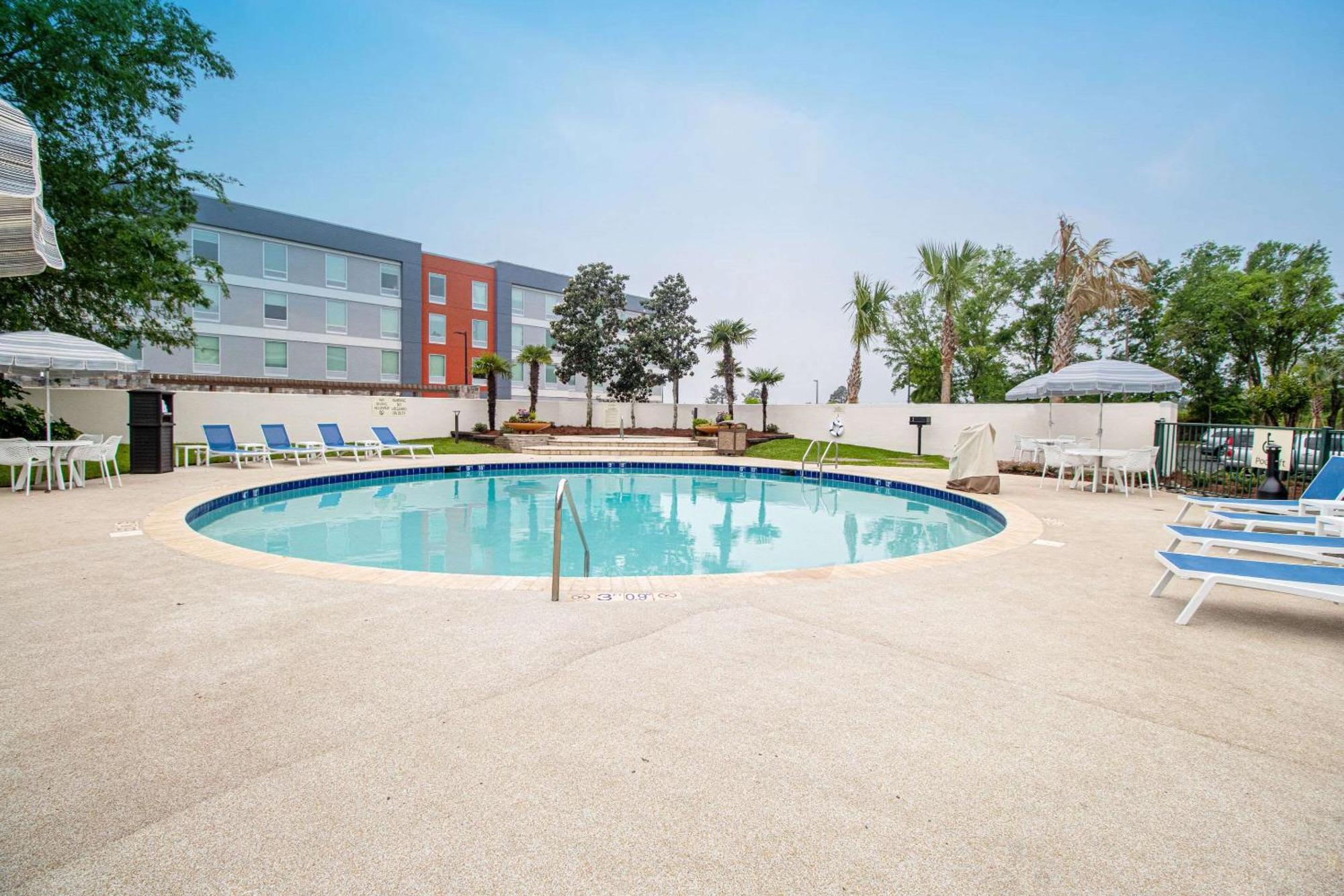 Econo Lodge Inn & Suites Foley-North Gulf Shores Dış mekan fotoğraf